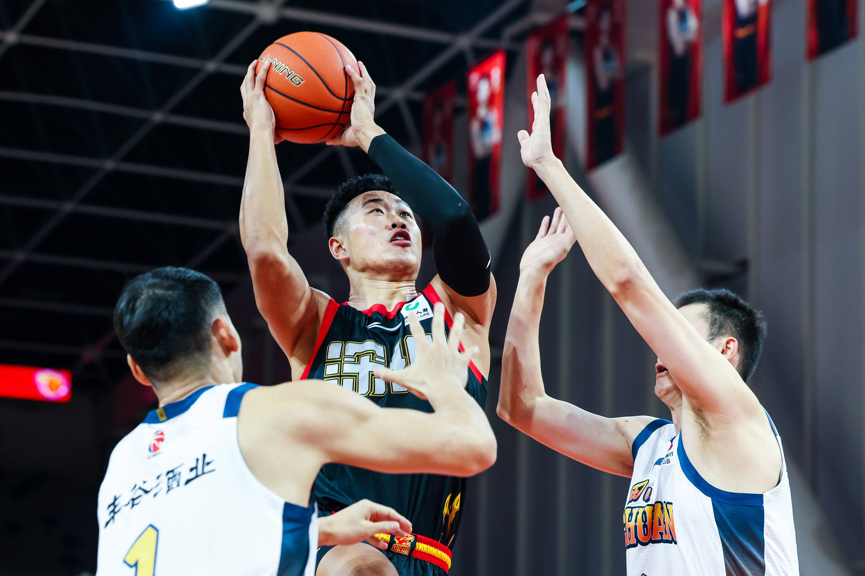 篮球赛进场队伍介绍